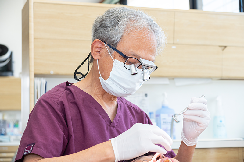 専門資格を持つ院長が、お子様の心に寄り添うやさしい診療を実践