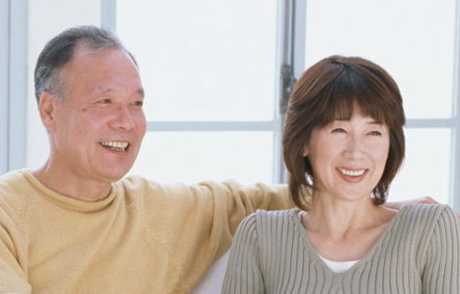 さまざまなタイプの義歯をご提案し、最適な選択肢を一緒に見つけていきます