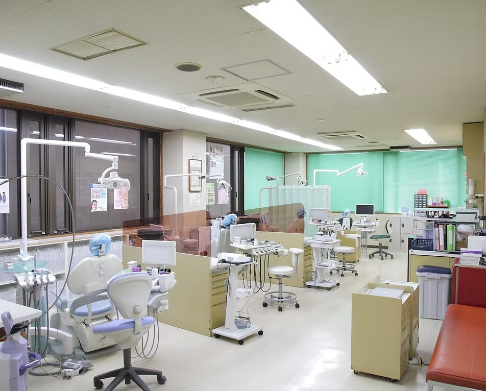 歯が抜けた状態を放置しておくのはよくありません