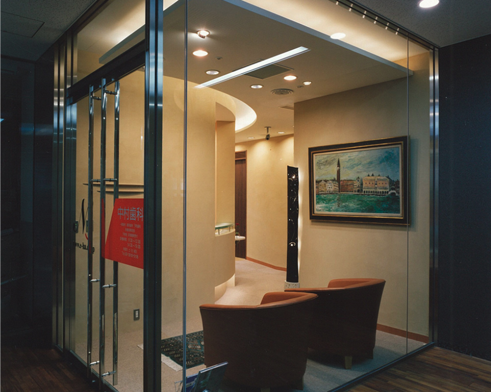 大手町駅徒歩1分の完全予約制、東京サンケイビル中村歯科医院