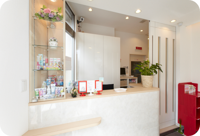 【豊中駅 東口より徒歩4分】【日本矯正歯科学会認定医 在籍】【女性院長在籍】矯正治療から一般歯科まで包括的に行うなかすじ矯正・小児歯科クリニック