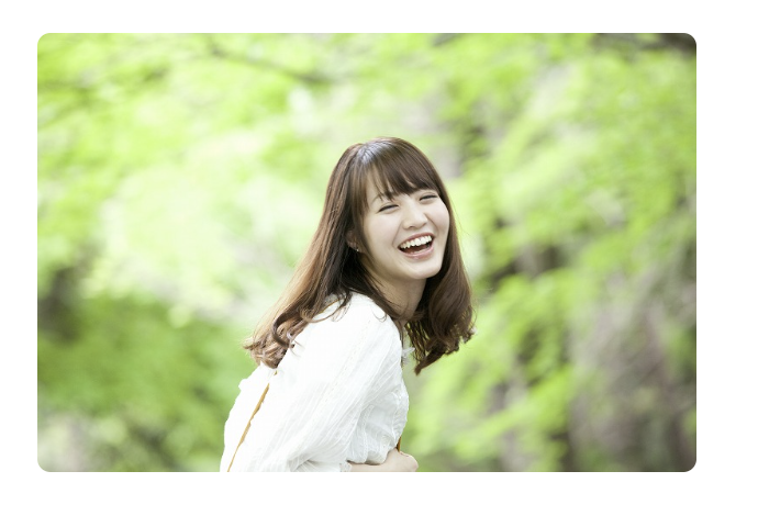 患者様の美しい口元を保つための審美歯科治療を提供しています