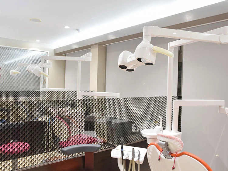 【磐田駅バス1分】インプラント専門医が在籍する牧野歯科医院豊岡診療所