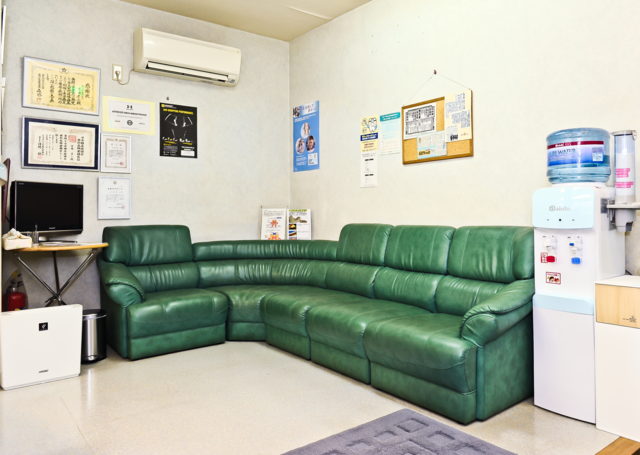 【西葛西駅より徒歩3分】【糖尿病専門医在籍】仕事帰りも安心の20時まで診療「むろおか歯科医院」