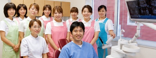 インプラント手術からアフターケアまでサポート