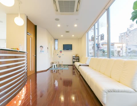 【バリアフリー・キッズスペース完備】山本歯科医院が大切にする安心と地域に寄り添う診療