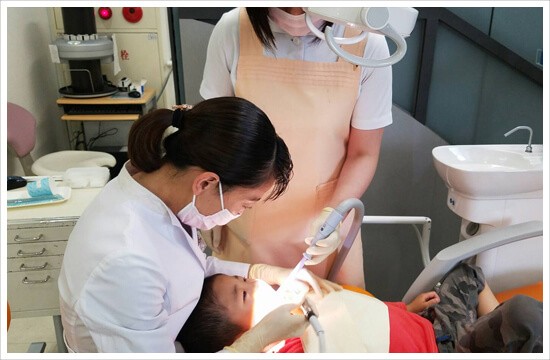 治療時の緊張を和らげる方法を取り入れています