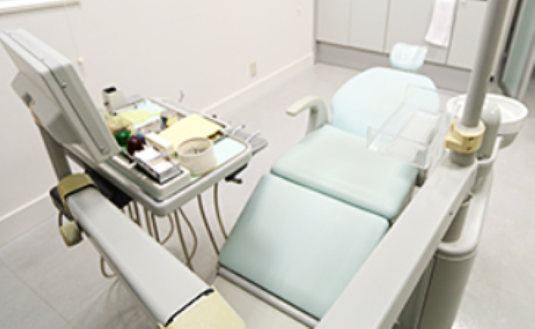 【駐車場3台分完備】横須賀市の地域に根ざした西田歯科医院