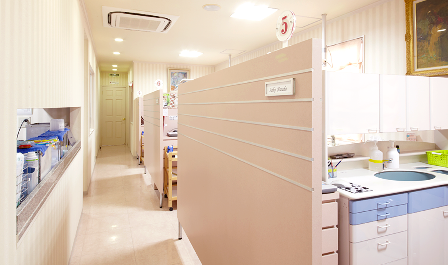 清潔で綺麗な院内で診療を行っています