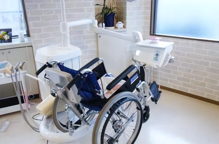 【大和駅 徒歩３分】日本障害者歯科学会 認定医在籍／訪問歯科・障害者歯科診療 対応あり】総ての患者様に口腔と身体の健康維持を提供する三國歯科医院