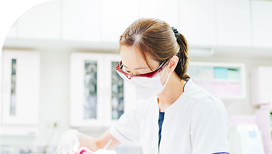 ①カウンセリング風景 ②診療風景 ③院内風景