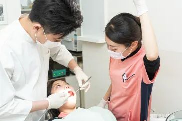 クリーニングと指導で、歯ぐきの健康を日常から守る