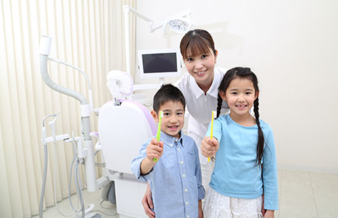 お子様が楽しく通える小児歯科を目指し、心からのサポートを提供しています。