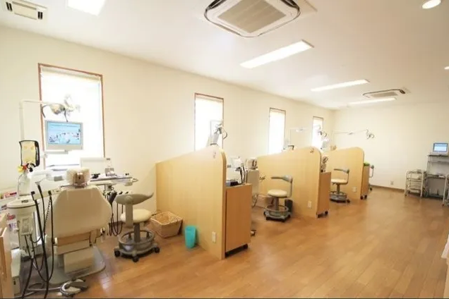 経験豊富な院長が丁寧に行うインプラント治療に信頼の声多数