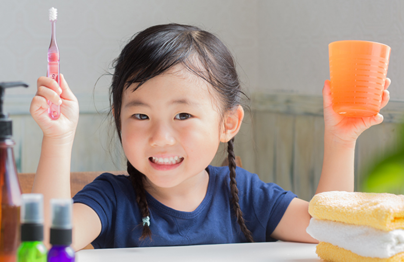 一人で歯磨きできるように、年齢に合った磨き方を指導