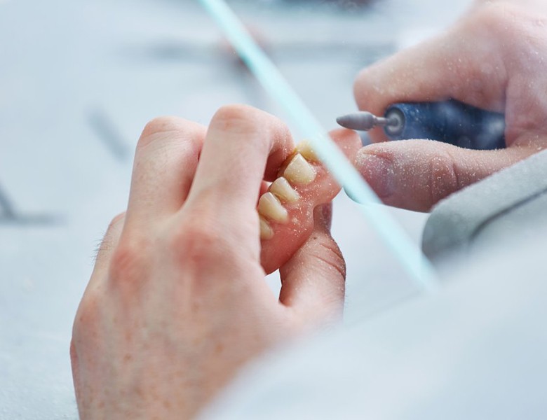 腕の良い歯科技工士と連携