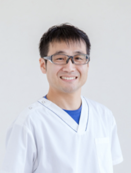 院長の山中　亮佑(やまなか　りょうすけ)