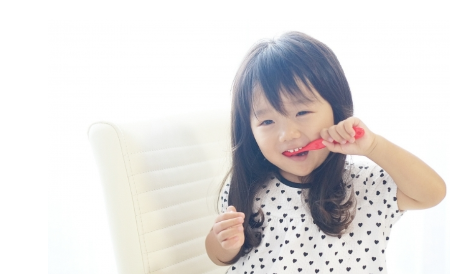 お子様の歯並びが気になったら、お早めにご相談ください