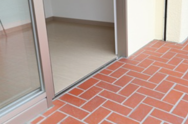 【あざみ野駅 徒歩4分】【日本補綴歯科学会専門医】【訪問診療可】虫歯治療から快適な義歯の作製まで、患者様の未来を見据えた治療をご提供