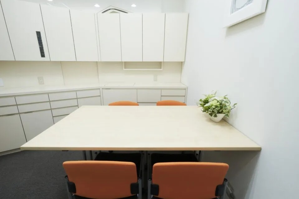 ①待合室②カウンセリングルーム③診療室