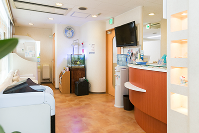 【JR中央線 高円寺駅より徒歩1分】患者様との対話を大切にし治療への不安を取り除く高円寺もうり歯科