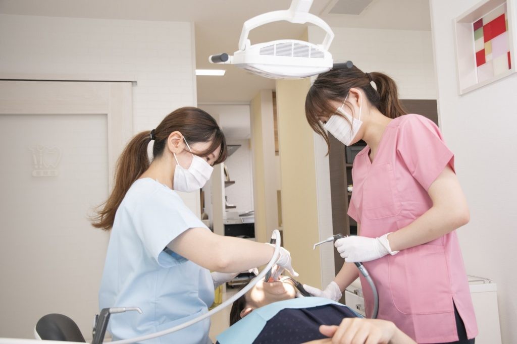 歯科ニイガタクリニックが掲げる目標は「一生自分の歯で過ごす」ことです