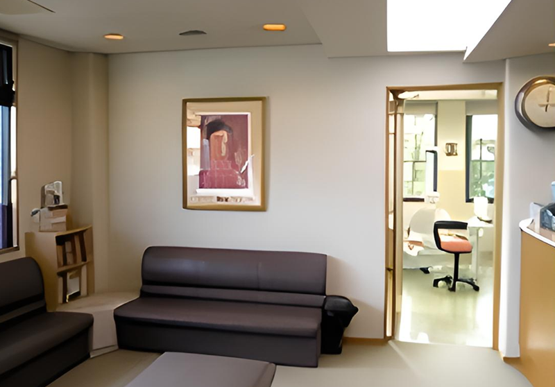 【歯学博士・インプラント認証医】多彩な専門性と丁寧な診療で笑顔を創る髙田歯科