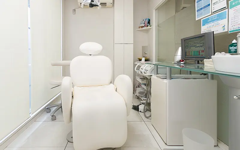 【東仙台駅 出入口 徒歩8分・駐車場20台】家族みんなで安心して通えるかさはら歯科医院