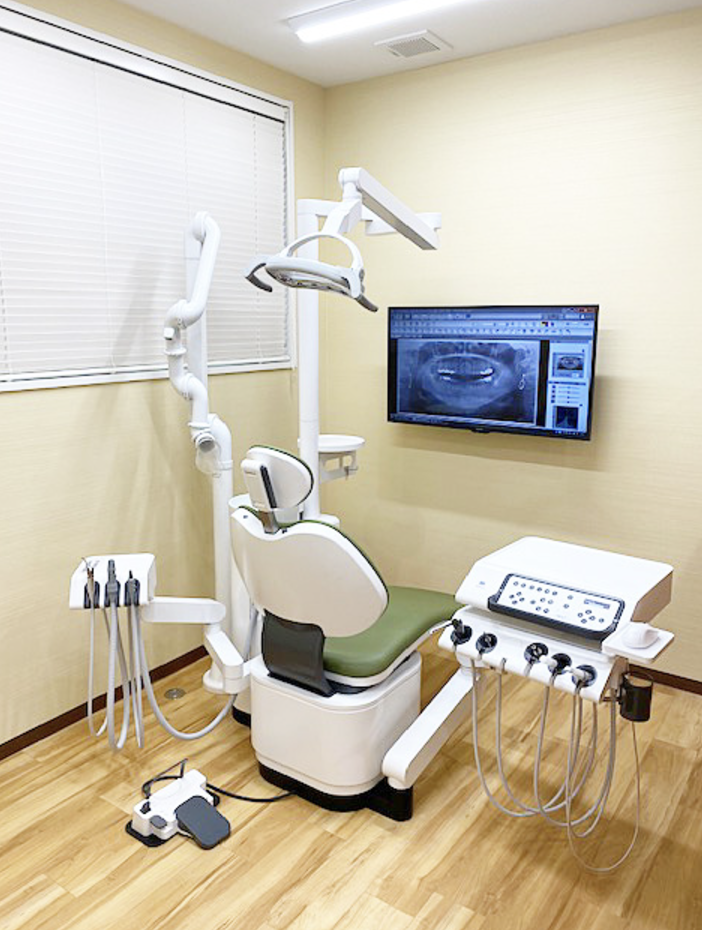 スウェーデン式GBT（Guided Biofilm Therapy）を導入し、負担の少ない治療を提供しています