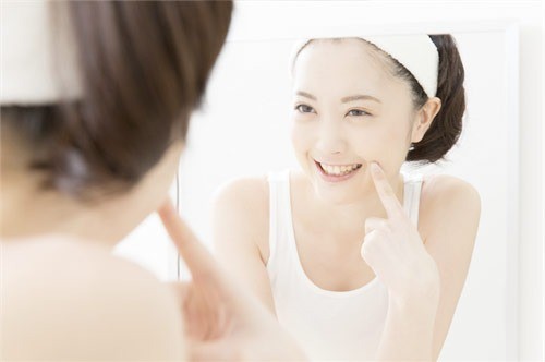 定期的なクリーニングを通じて、生涯にわたりご自身の歯で快適に過ごせる状態を目指しています。