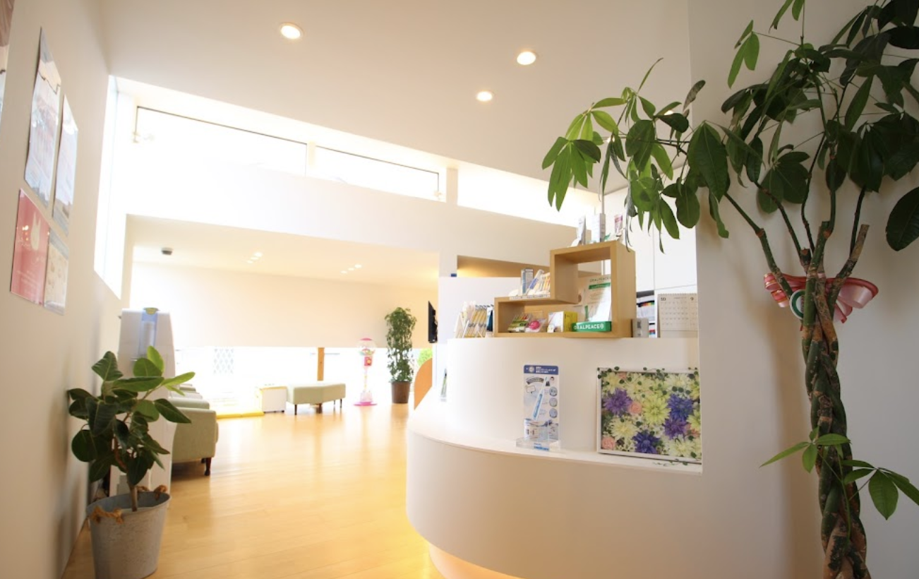 【土曜日診療あり】地域の皆様の健康な口腔環境を提供する「高花平デンタルクリニック」