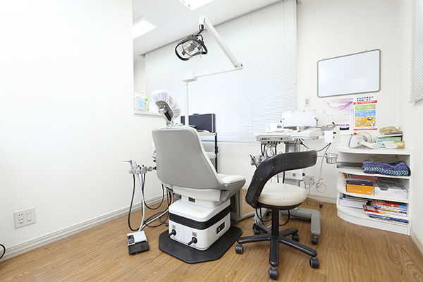【国立駅北口より車で7分】噛み合わせを重視し患者様一人ひとりに寄り添った歯科診療を展開する「若葉町デンタルクリニック」