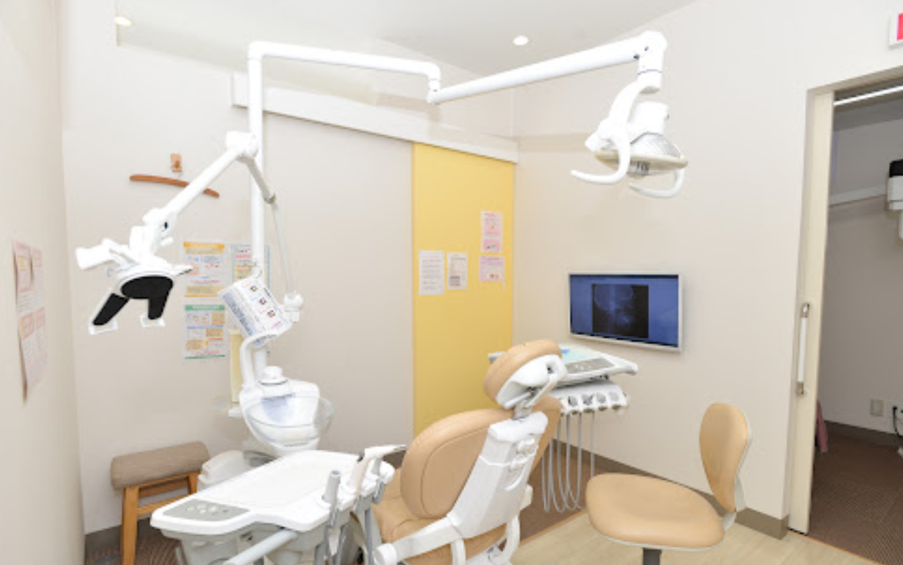 【土曜日診療あり】患者様の健康と笑顔を第一に考え、安心して通院できる環境を整える「ひびきデンタルクリニック」