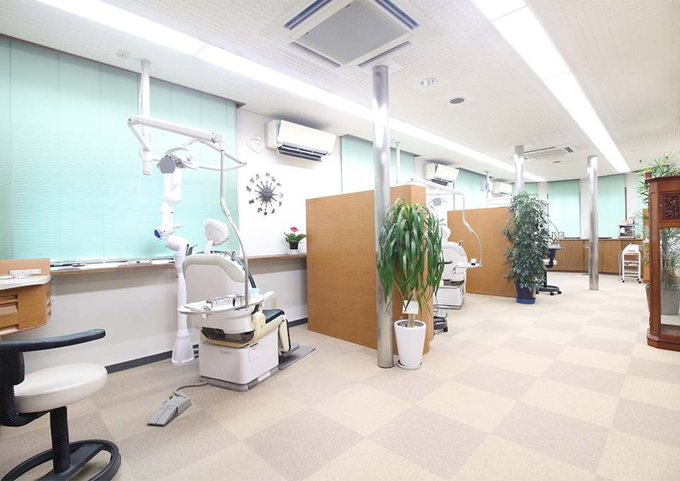 綾坂歯科医院