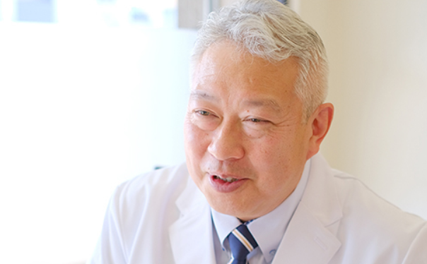 院長の須賀 功二郎