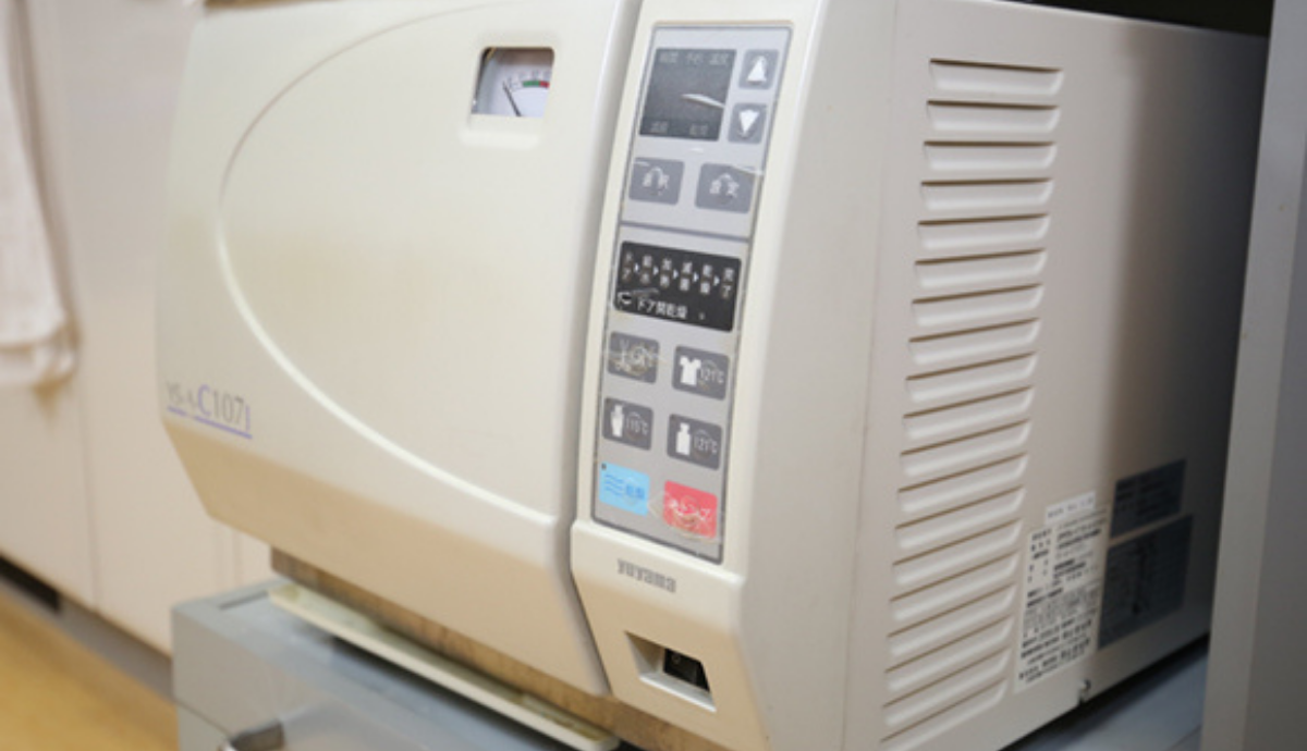 高圧蒸気減菌器（オートクレープ）