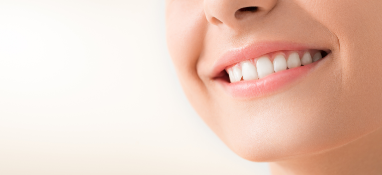 美しい笑顔を実現するための治療環境が整っている新宿オークタワー歯科クリニックで、ぜひ新しい歯の美しさを手に入れてください