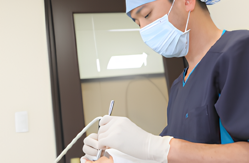 高度な再生療法と精密診断技術を活用した安心のインプラント治療