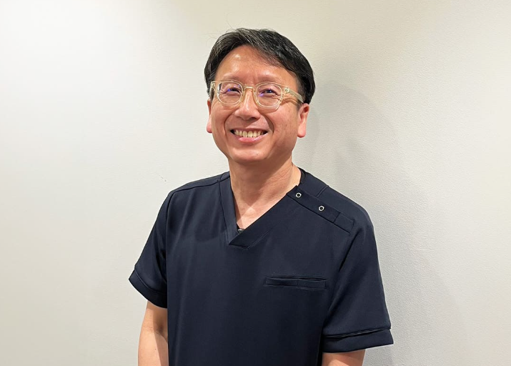 院長の服部 慎太郎