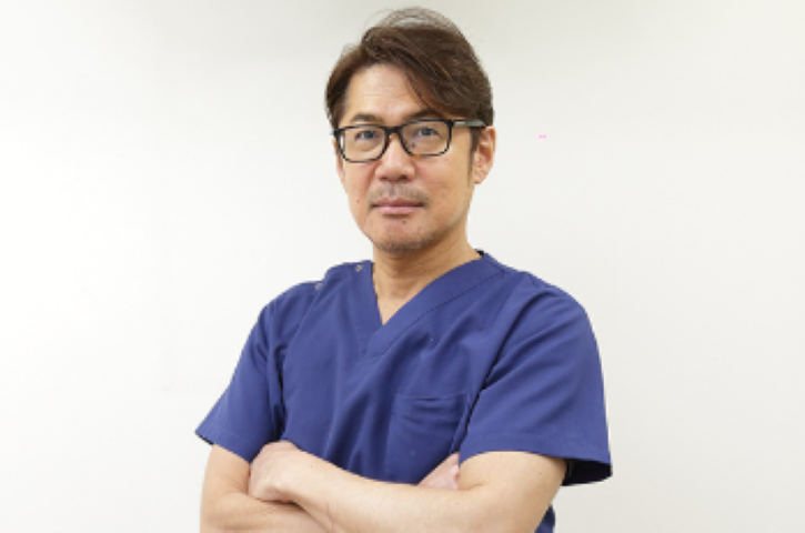 院長の坂本　浩一