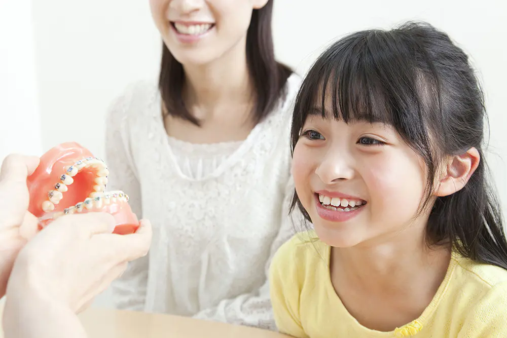 お子様の治療はスタッフも含めて全員女性で対応いたします