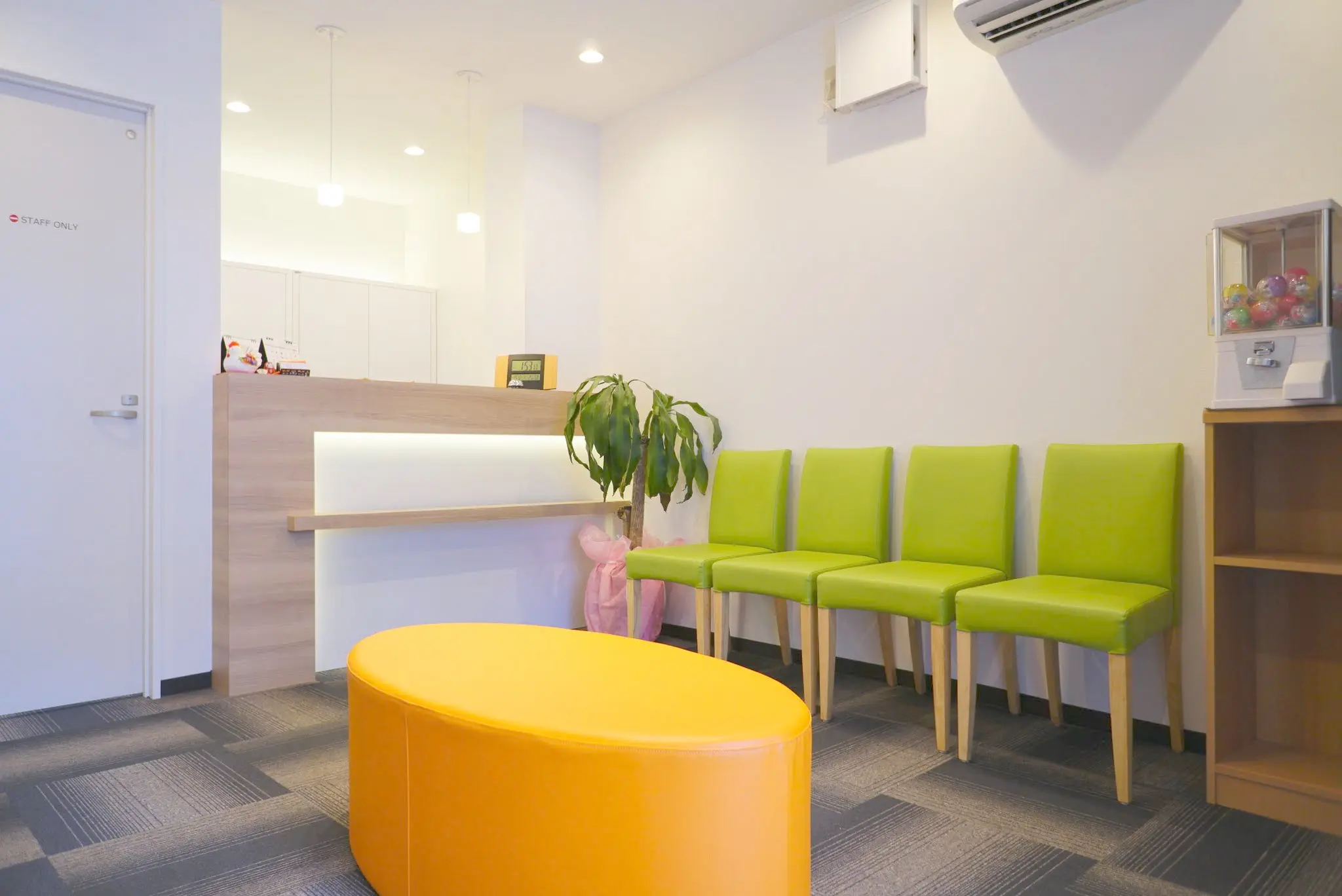 小さなお子様からご高齢の患者様まで、あらゆる世代が安心して通える歯科医療の提供を目指しています