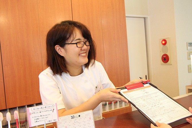 ①外観②受付③診療室