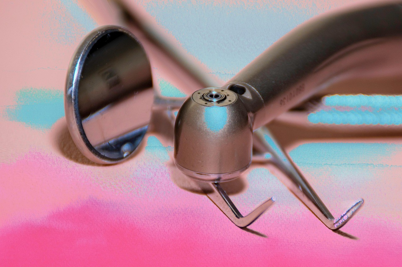 【尼崎駅徒歩10分】丁寧な説明と安心感を大切にする 延原歯科医院