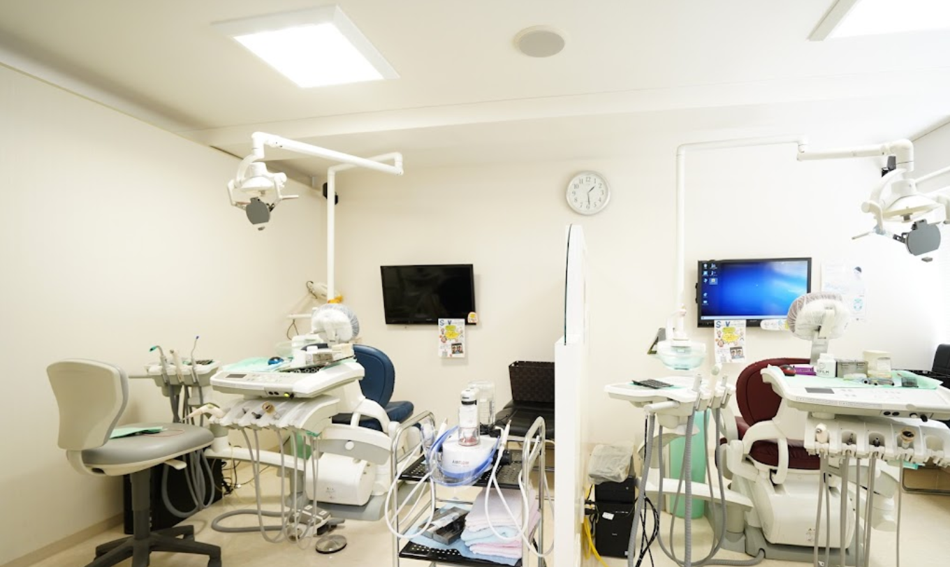 【訪問診療あり】従来の「治す」治療から一歩進んで「守る」治療に重点を置き患者様の健康な口腔環境をサポートする「春藤歯科医院」