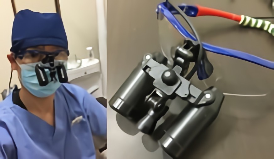 ルーペを使用した処置を行っています