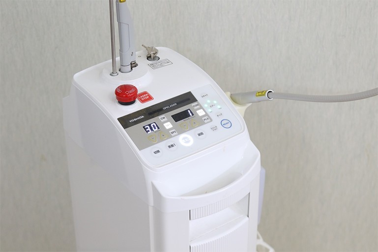 レーザー治療により治療時の痛みを軽減しています