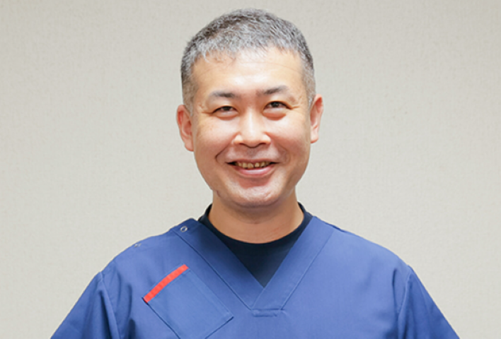 院長の小笠原 延郎