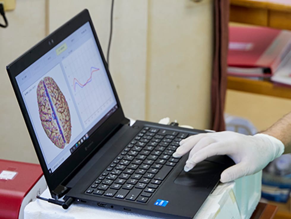 長年にわたり蓄積された臨床データをもとに、患者様それぞれの体質に合わせた改善方法を提案しています。