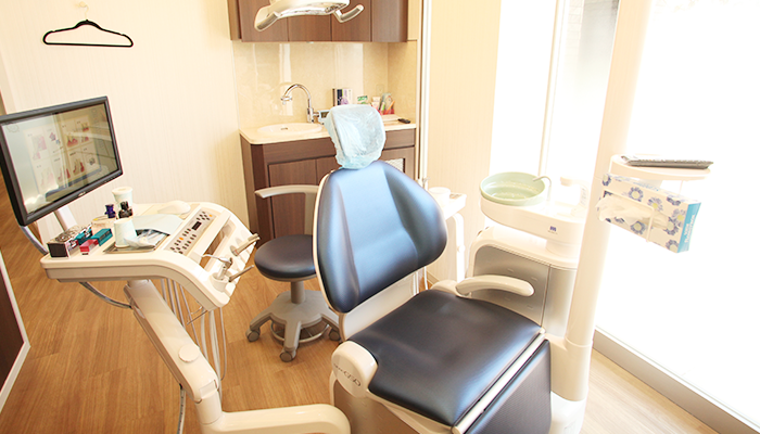 【東刈谷駅徒歩9分】補綴専門医による精密な入れ歯治療と多彩な診療に対応するオアシス歯科医院東刈谷